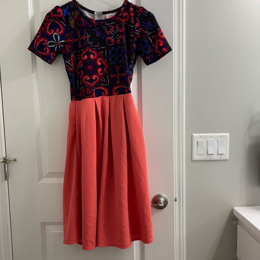 LuLaRoe dress with pockets